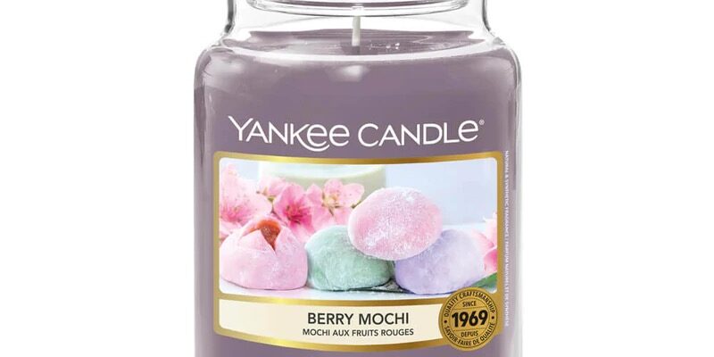 Watching The Cherry Blossoms Fall Again | Yankee Candle Sakura Blossom Festival Continued Collection