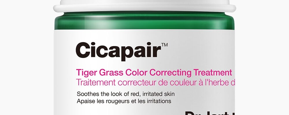 Treating My Red & Raw Skin With Tiger Grass | Dr. Jart+ Cicapair™ Tiger Grass Colour Correcting Treatment