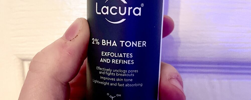 I’m Not Sure I Like That Cashiers’ Tone | Aldi Lacura 2% BHA Toner