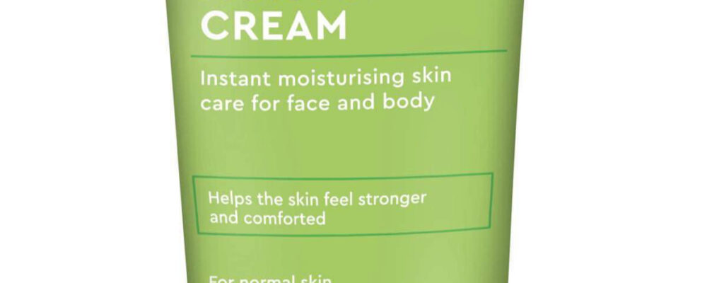 Taking Care Of My Skin Threw Thick And Thin | Aldi Lacura Moisturising Cream Range
